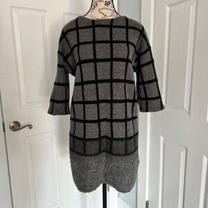 Banana Republic Plaid Wool Sweater Dress Size S  Grey And Black